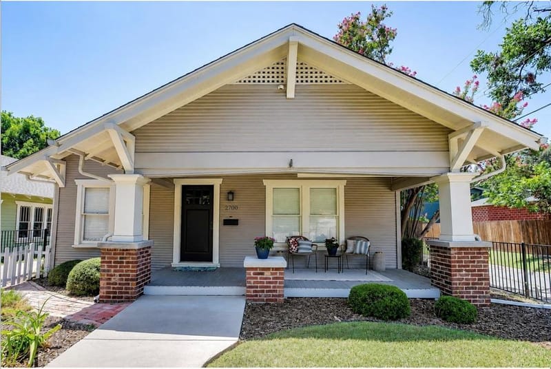 2700 College Avenue, Fort Worth TX 76110