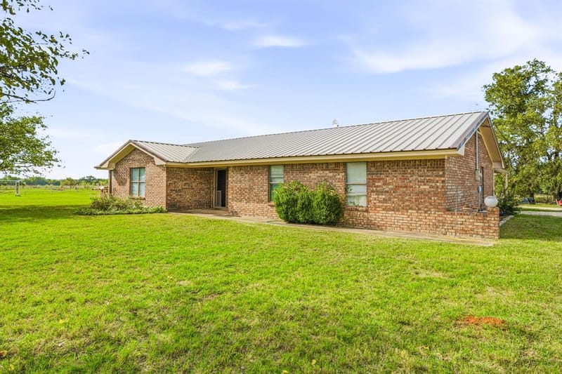 4591 County Road 416, Stephenville TX 76401 - Photo 2