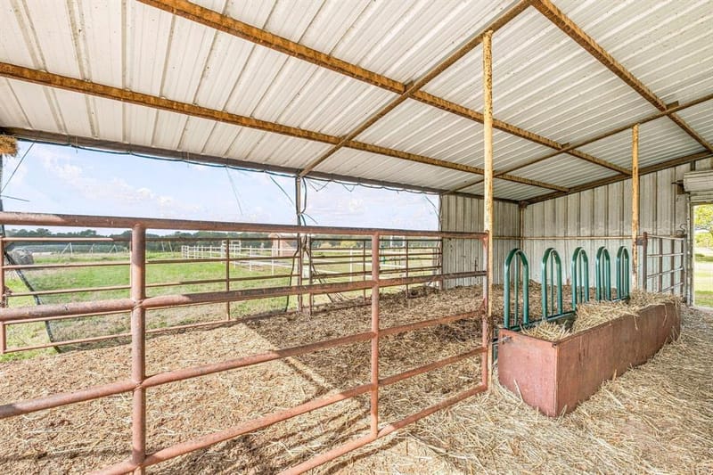 4591 County Road 416, Stephenville TX 76401 - Photo 31