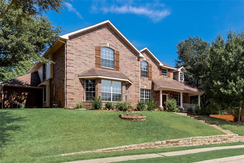 2109 Indian Trail, Rowlett TX 75088 - Photo 2