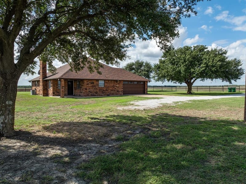 369 Odom Road, Avalon TX 76623 - Photo 32