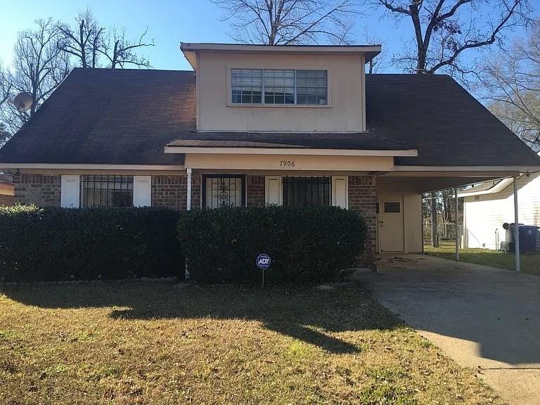 7906 Woodfield Drive, Shreveport LA 71106