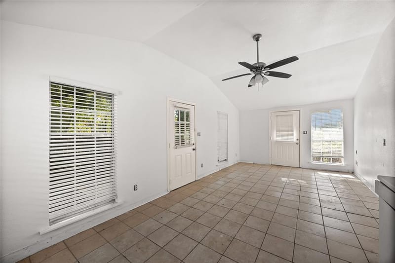4521 Malden Lane, Dallas TX 75216 - Photo 18