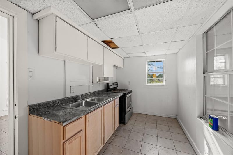 4521 Malden Lane, Dallas TX 75216 - Photo 19
