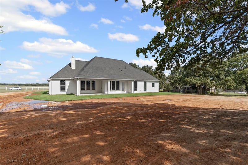 1132 Dobbs Trail, Springtown TX 76082 - Photo 36