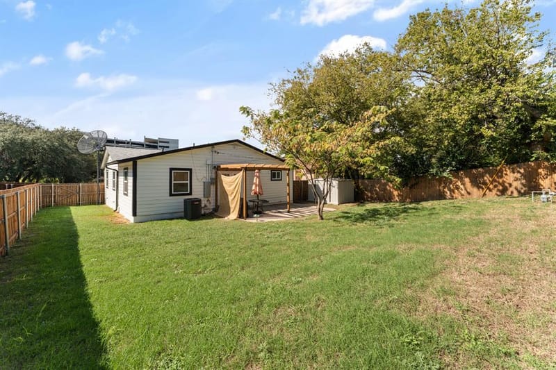 12136 Willowdell Drive, Dallas TX 75243 - Photo 22
