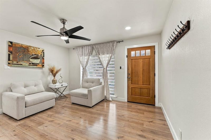 12136 Willowdell Drive, Dallas TX 75243 - Photo 3
