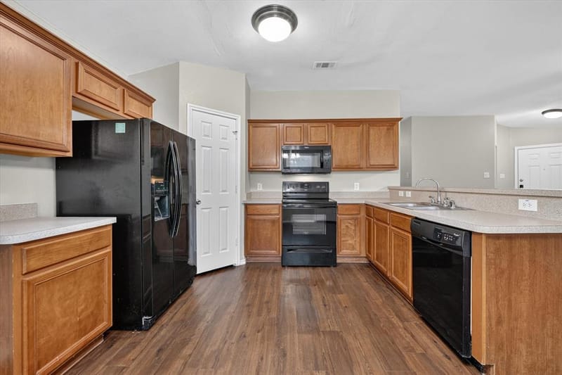 8809 Highland Orchard Drive, Fort Worth TX 76179 - Photo 8