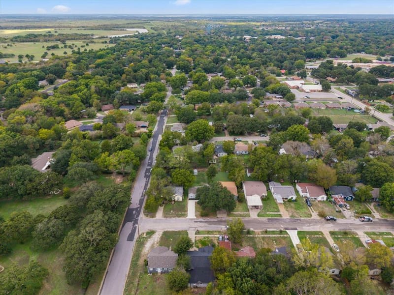 1610 Cherry Avenue, Corsicana TX 75110 - Photo 26