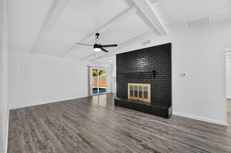 205 E Kearney Street, Mesquite TX 75149 - Photo 9