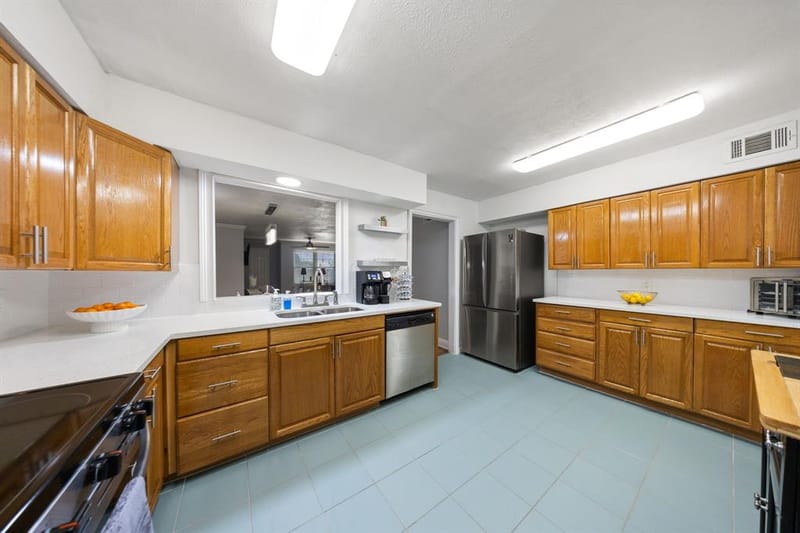 7714 Royal Lane # 110, Dallas TX 75230 - Photo 17
