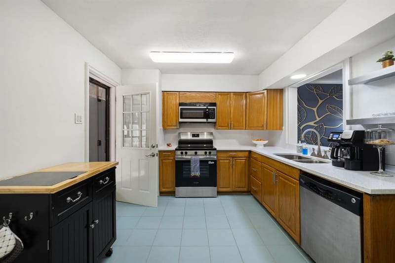 7714 Royal Lane # 110, Dallas TX 75230 - Photo 14