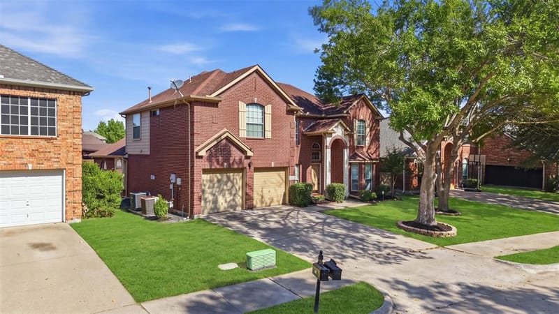 9006 Hogan Drive, Rowlett TX 75089 - Photo 2