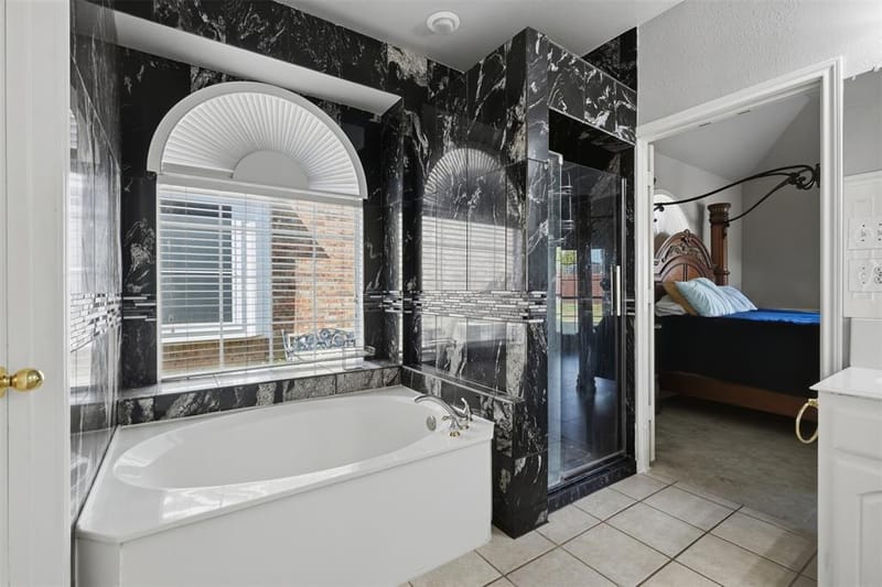 9006 Hogan Drive, Rowlett TX 75089 - Photo 33