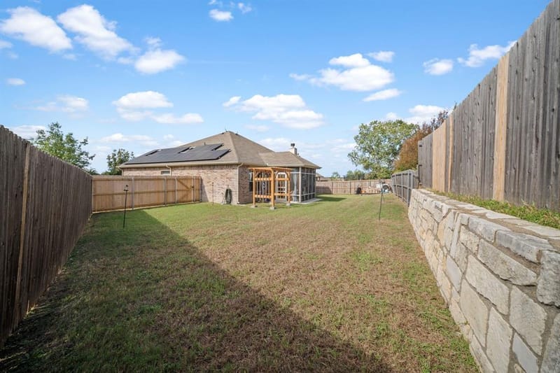107 Jennie Court, Ferris TX 75125 - Photo 29