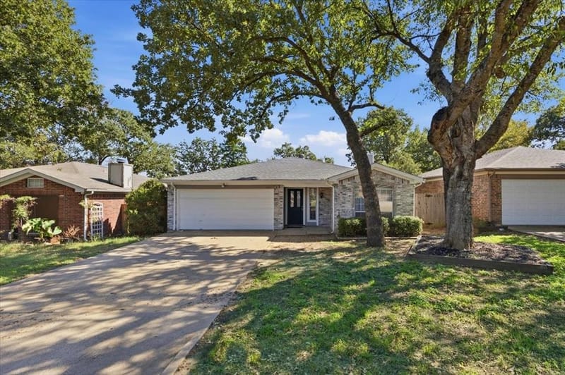 1211 Glen Creek Drive, Mansfield TX 76063 - Photo 24