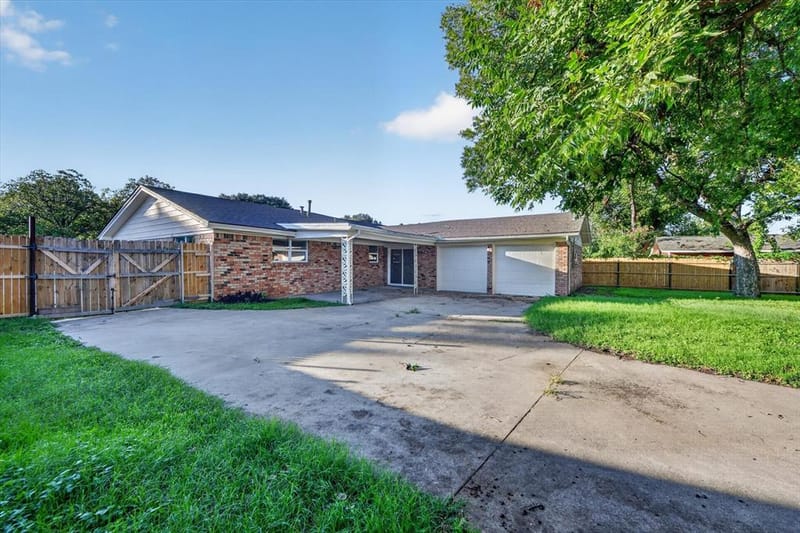 158 Cotillion Road, Fort Worth TX 76134 - Photo 25