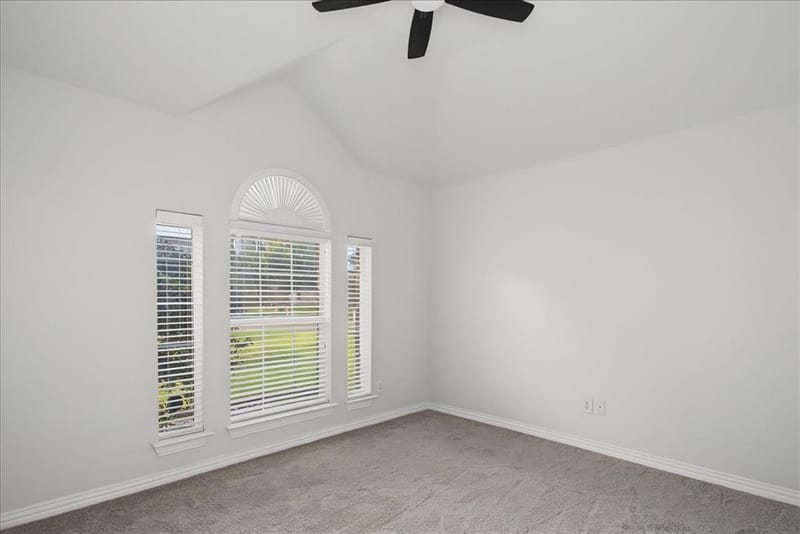 521 Acorn Court, Saginaw TX 76179 - Photo 28