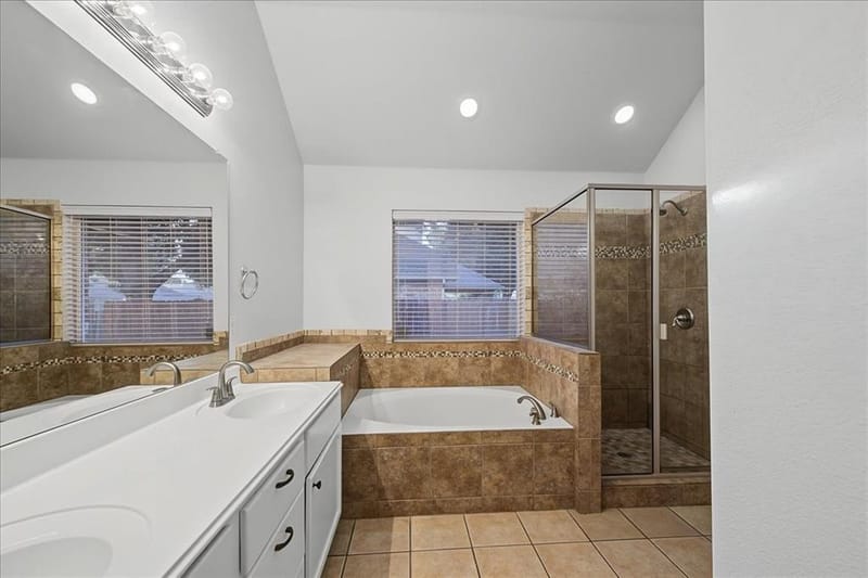 521 Acorn Court, Saginaw TX 76179 - Photo 24