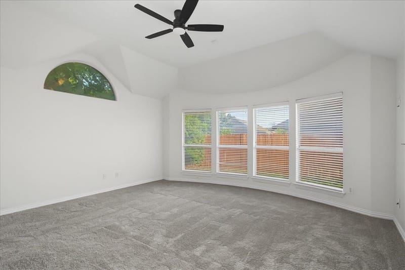521 Acorn Court, Saginaw TX 76179 - Photo 21