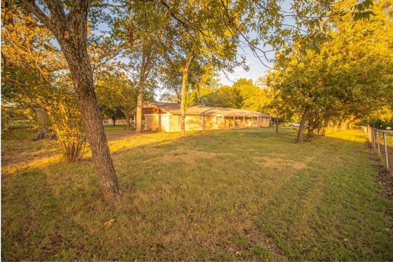 317 Shady Brook Lane, Cedar Hill TX 75104 - Photo 2