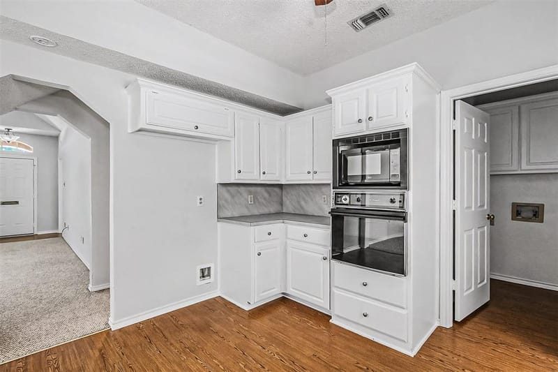 2880 Inniswood Circle, Arlington TX 76015 - Photo 16