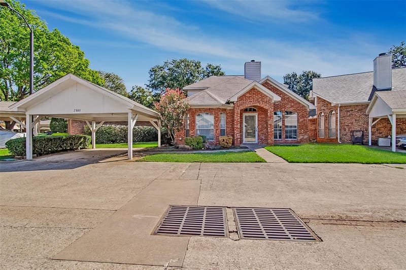 2880 Inniswood Circle, Arlington TX 76015