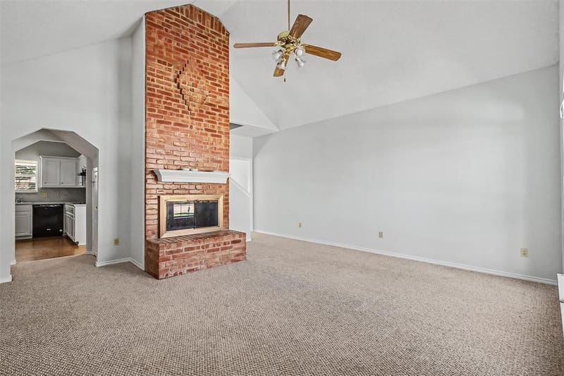 2880 Inniswood Circle, Arlington TX 76015 - Photo 10