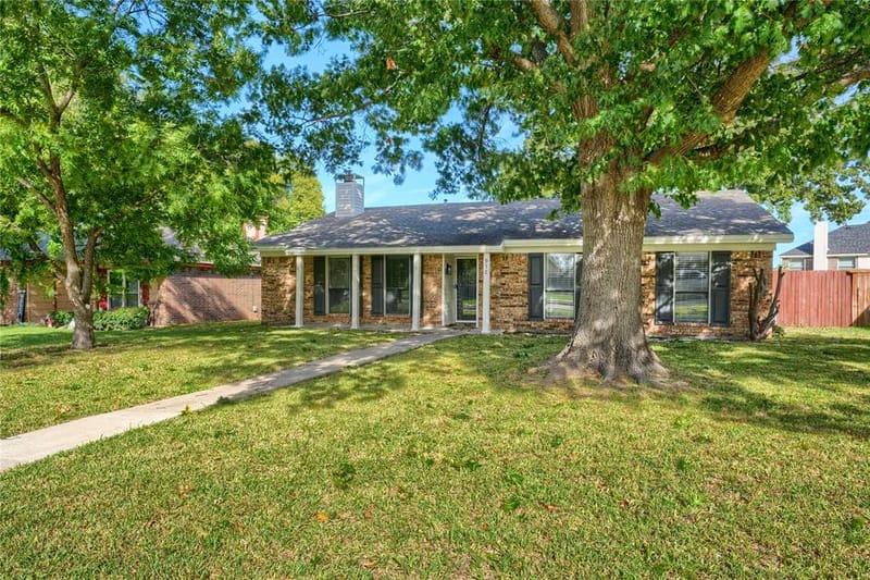 912 Navasota Drive, Garland TX 75040 - Photo 2