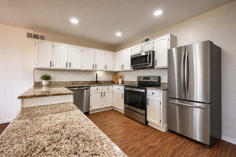 912 Navasota Drive, Garland TX 75040 - Photo 9