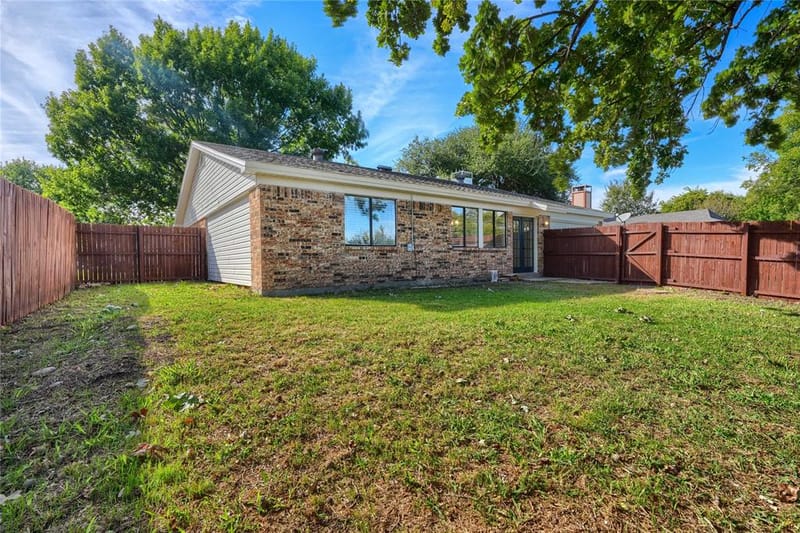 912 Navasota Drive, Garland TX 75040 - Photo 31