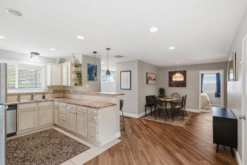 2008 Addington Street, Irving TX 75062 - Photo 6