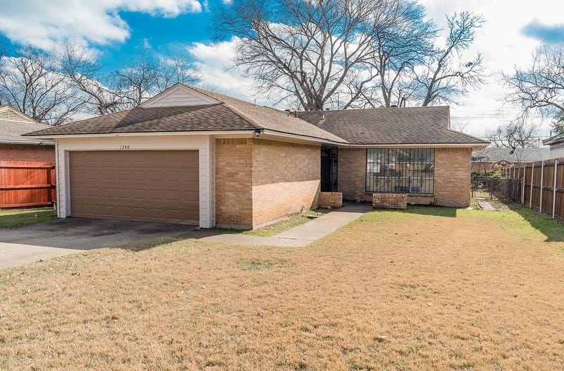 1246 Brookmere Drive, Dallas TX 75216 - Photo 2