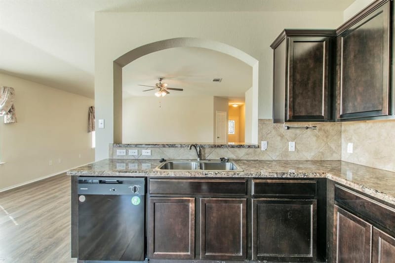 308 Chrislyn Drive, Troy TX 76579 - Photo 9