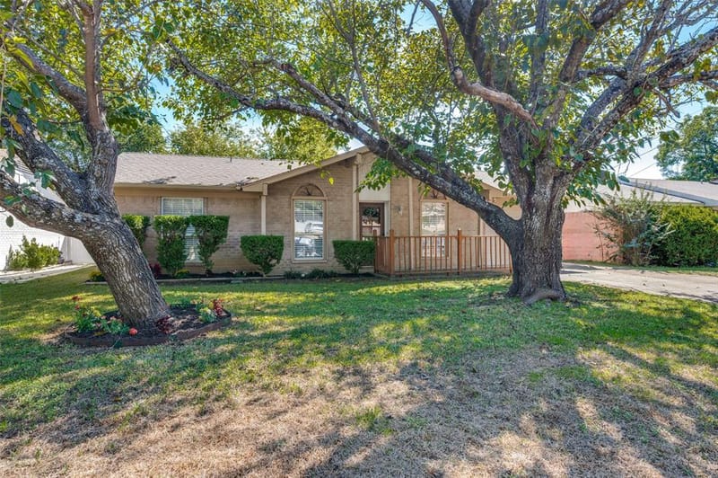 1316 Saturn Drive, Cedar Hill TX 75104