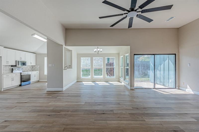 4706 Artesia Court, Arlington TX 76016 - Photo 11