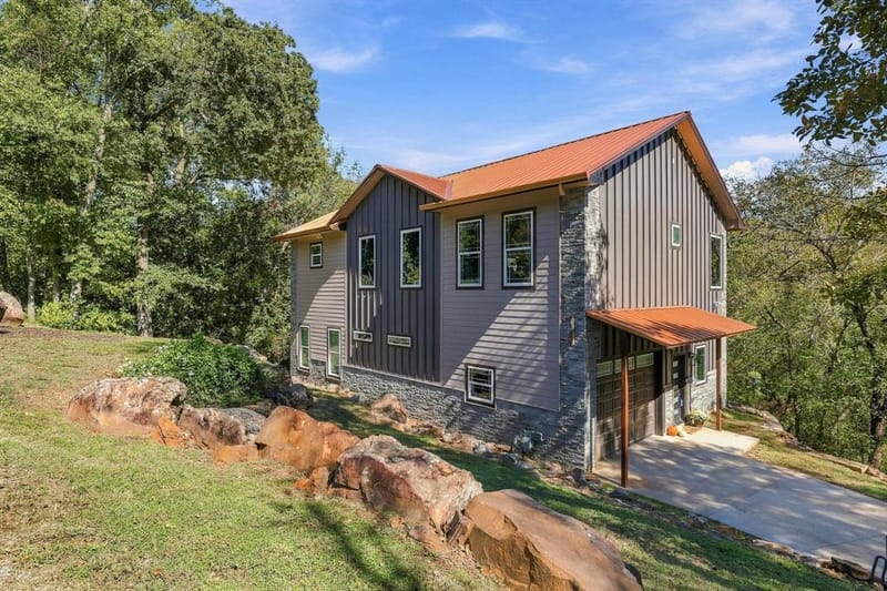 1122 S Maurice Avenue, Denison TX 75020
