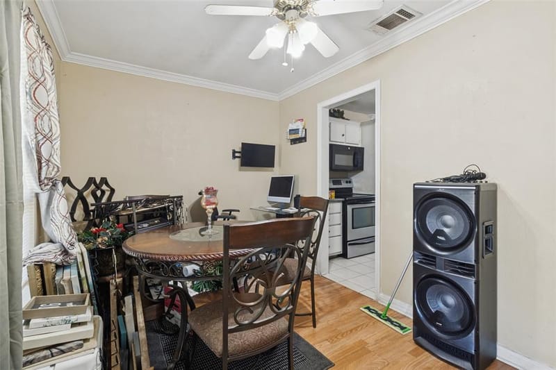 4528 Yancy Street, Dallas TX 75216 - Photo 7