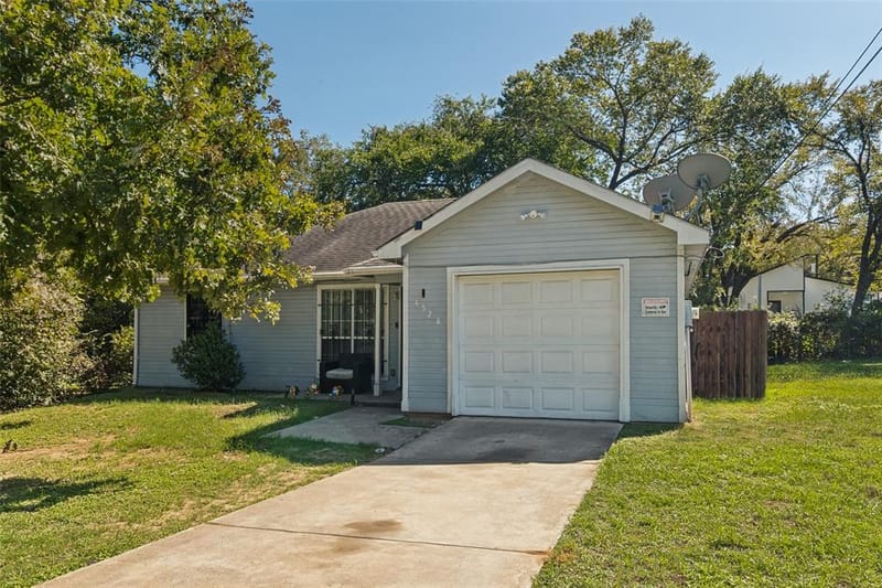 4528 Yancy Street, Dallas TX 75216 - Photo 4