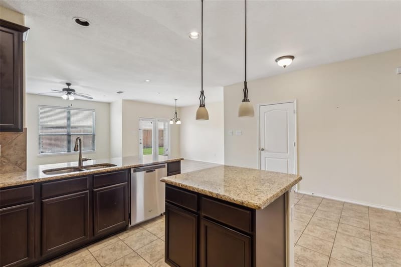 2030 Abbey Road, Heartland TX 75126 - Photo 13