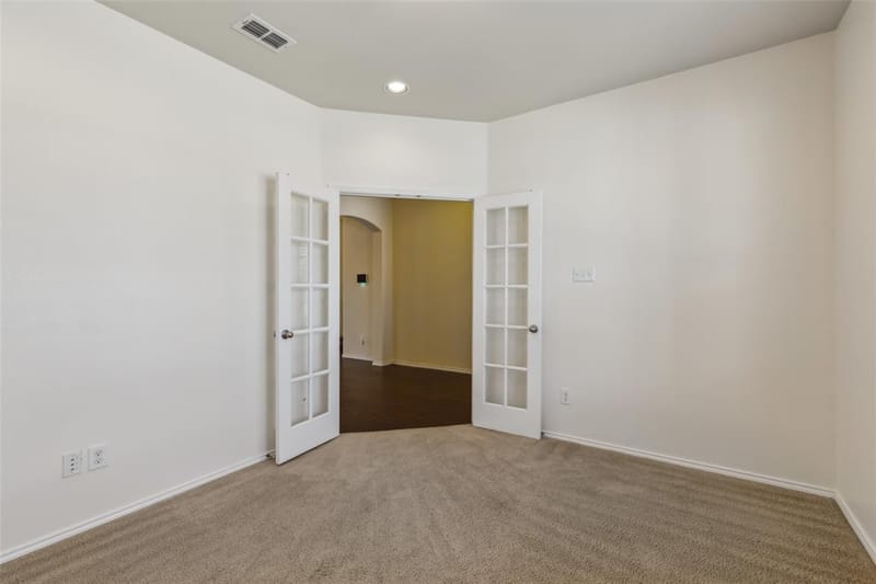 2030 Abbey Road, Heartland TX 75126 - Photo 4