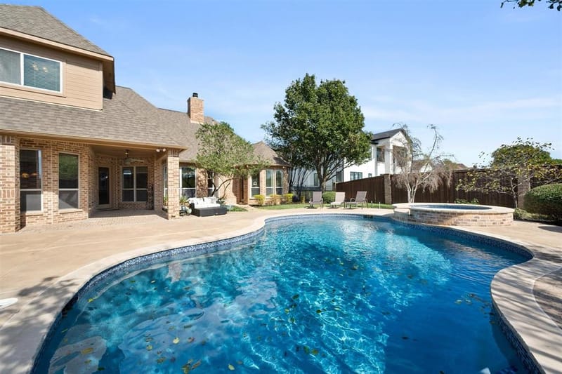 1016 Lighthouse Court, Grand Prairie TX 75104 - Photo 3