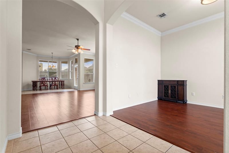 7428 Gairlock Drive, Fort Worth TX 76179 - Photo 2