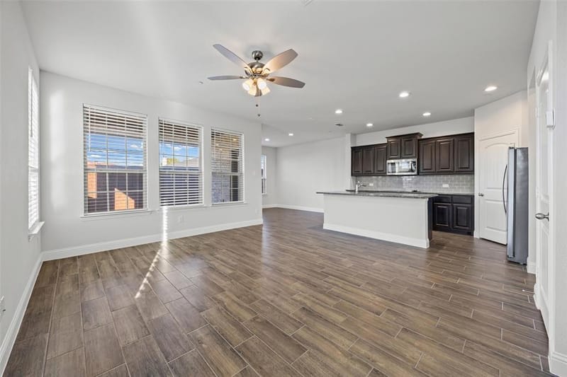 519 Sandiford Court, Mansfield TX 76063 - Photo 3