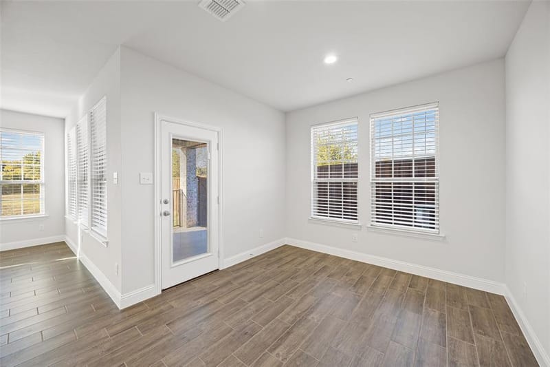 519 Sandiford Court, Mansfield TX 76063 - Photo 9