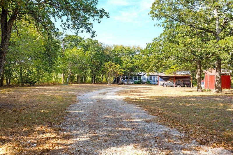 982 Lcr 131, Mount Calm TX 76673 - Photo 19