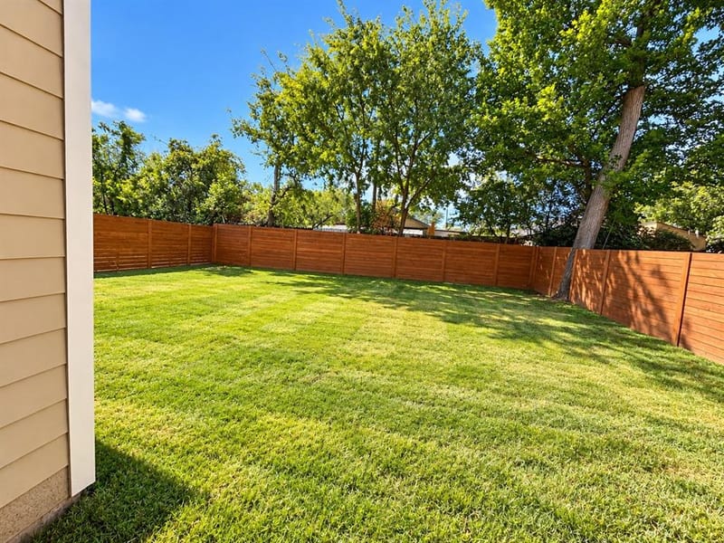 5115 Echo Avenue, Dallas TX 75215 - Photo 16
