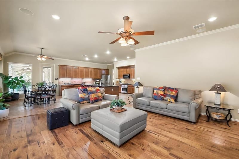 1100 Starleaf Drive, Mansfield TX 76063 - Photo 10