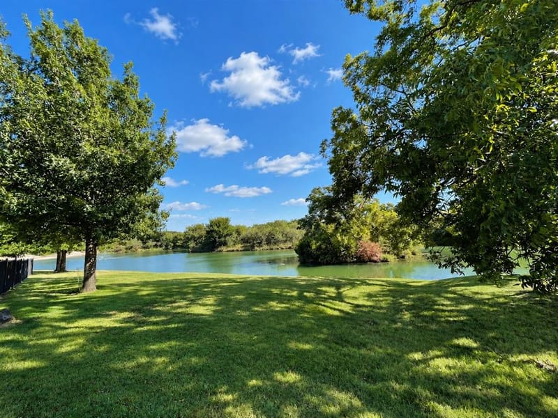 1100 Starleaf Drive, Mansfield TX 76063 - Photo 37