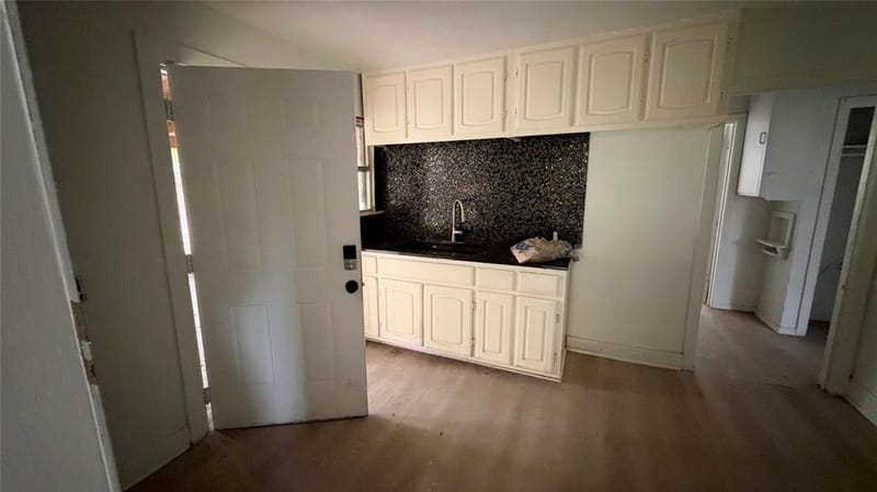 1434 Carson Street, Dallas TX 75216 - Photo 10